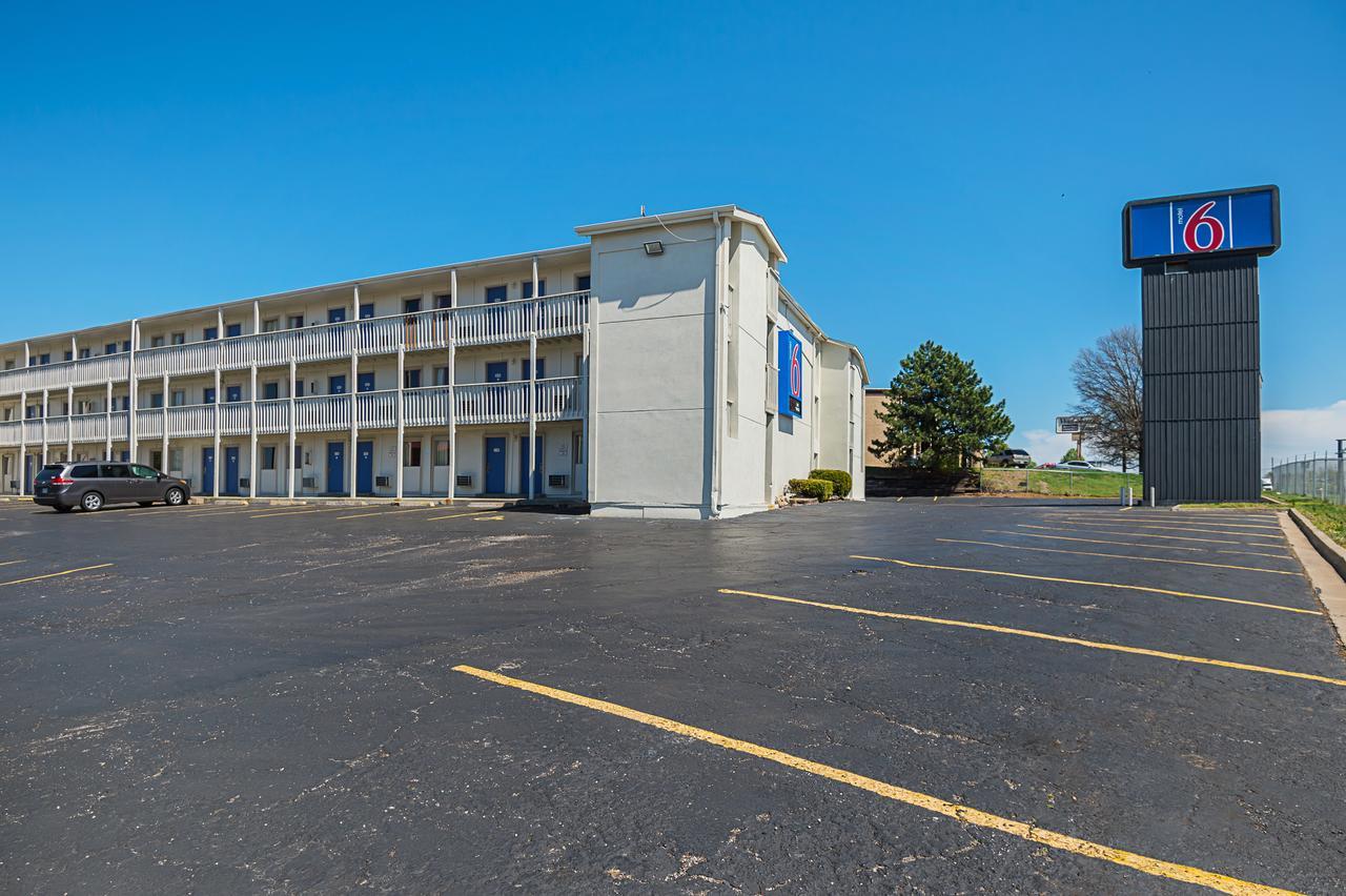 Motel 6-Blue Springs, Mo Kültér fotó